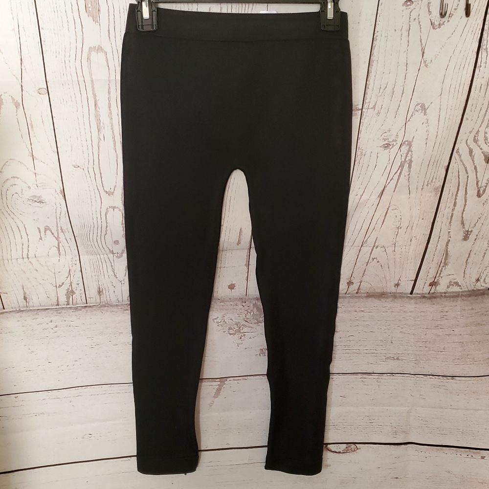 Colorful capri length leggings black one size